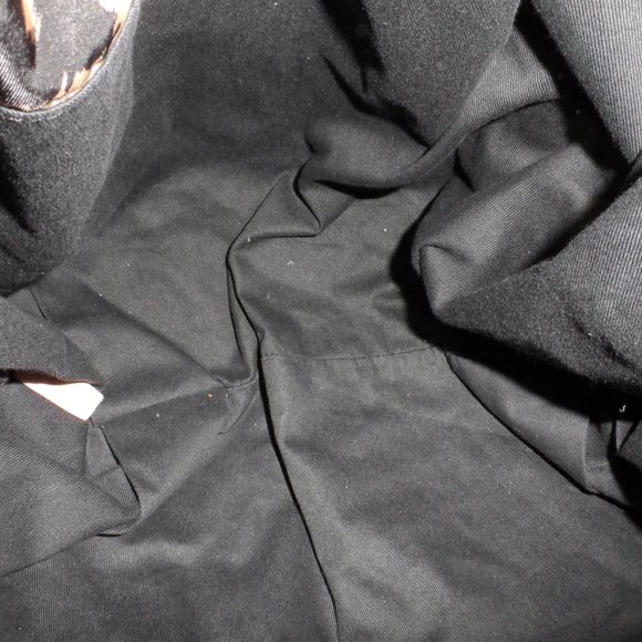 Red Valentino Leopard Print Beige/Black Tote Bag w/Leather Trim - Picture 10 of 16